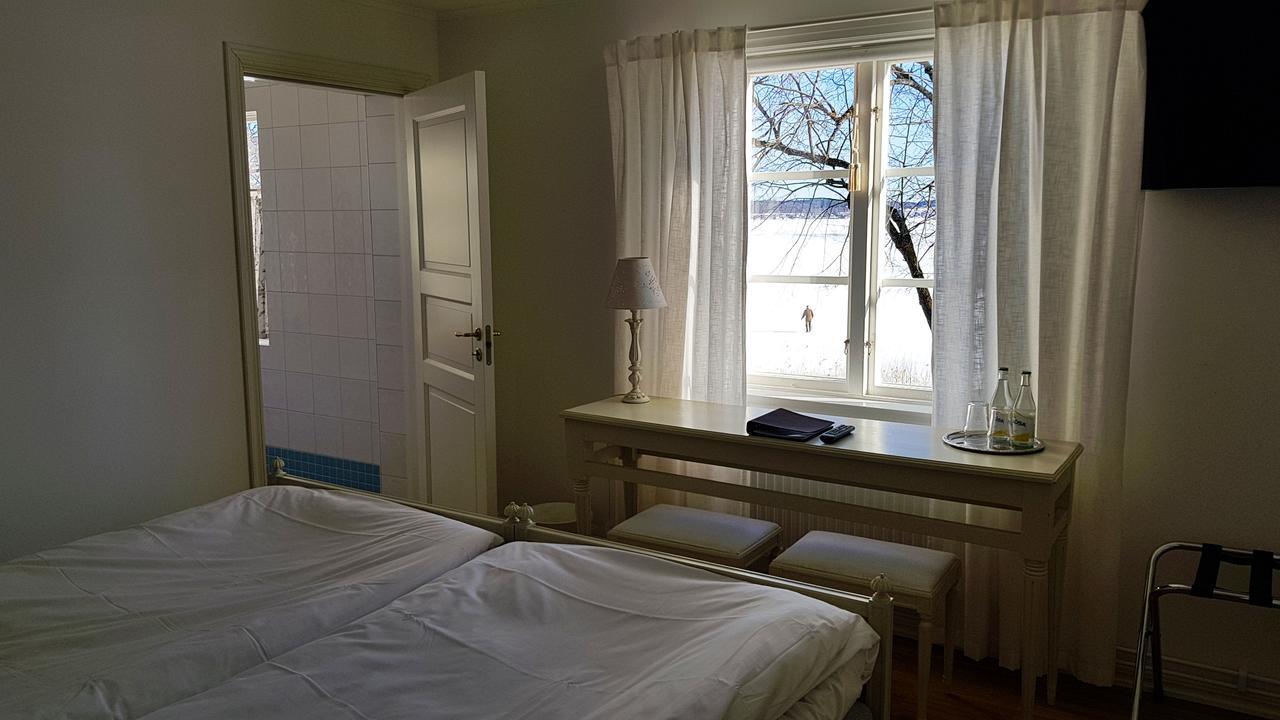 Hotell Groenfeltsgarden 卡尔斯库加 外观 照片