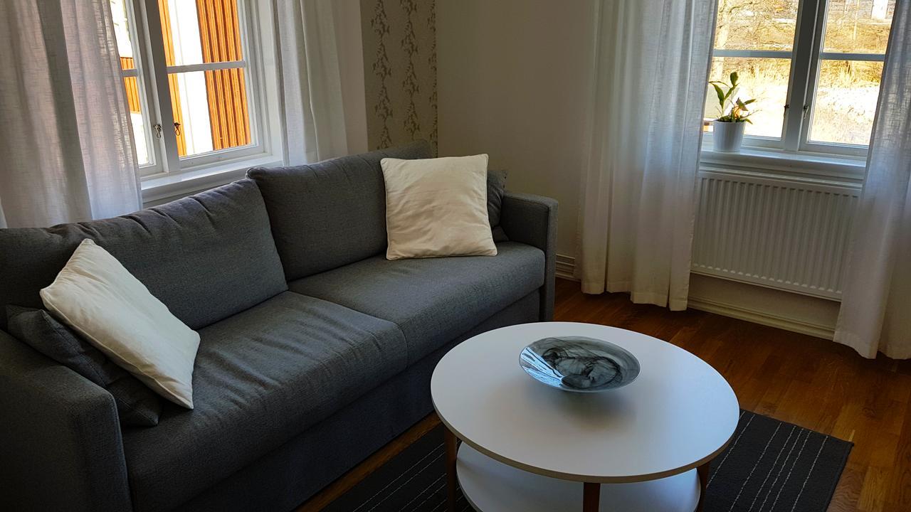 Hotell Groenfeltsgarden 卡尔斯库加 外观 照片